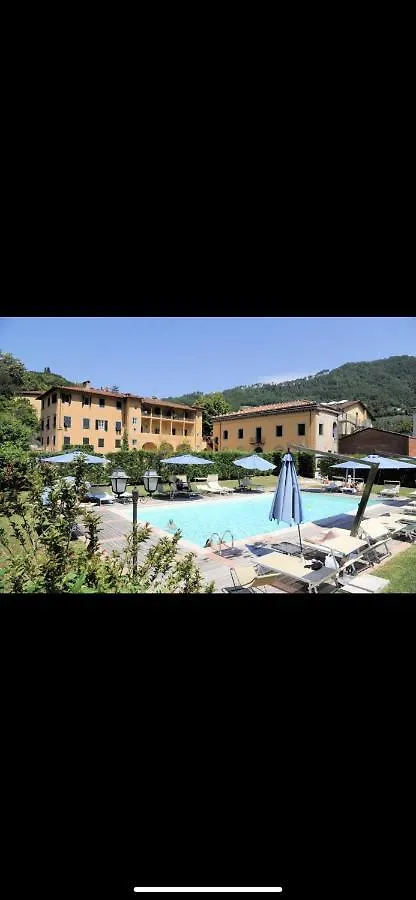 Hotel Corona Bagni di Lucca 3*,